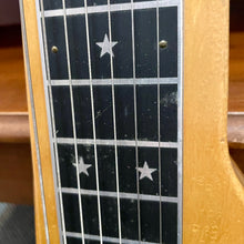 Load image into Gallery viewer, 1950's Magnatone G-65-w8 Lap Steel
