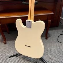Load image into Gallery viewer, 2016 Fender American Pro Tele  White
