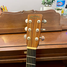 Load image into Gallery viewer, 1978 Martin D-28 w/pickup
