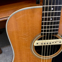 Load image into Gallery viewer, 1978 Martin D-28 w/pickup
