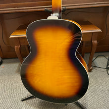 Load image into Gallery viewer, Used Guild F-2512E Deluxe 12 String w/Pickup
