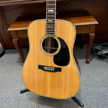 Load image into Gallery viewer, 1970's CF Mountain W-500D  Acoustic
