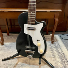 Load image into Gallery viewer, 1950&#39;s Harmony Stratotone H44 Black
