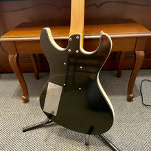 Load image into Gallery viewer, Used Danelectro Hodad w/Bigsby

