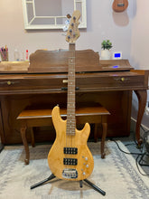 Load image into Gallery viewer, Used G&amp;L L2000 Tribute Series- 4 string bass
