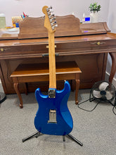 Load image into Gallery viewer, 1984 Squier Stratocaster MIJ Metallic Blue
