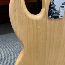 Load image into Gallery viewer, 2014 Fender American Deluxe 5 String Bass
