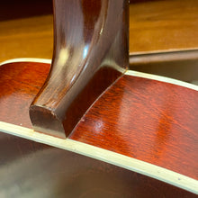 Load image into Gallery viewer, 1969 Harmony H942 Barclay 000
