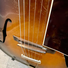 Load image into Gallery viewer, 1935-1941 Gibson L-37 w/pickup
