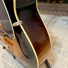 Load image into Gallery viewer, 1935-1941 Gibson L-37 w/pickup
