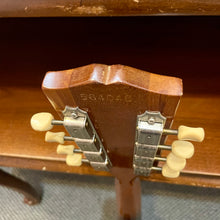 Load image into Gallery viewer, 1969 Gibson A-40 Mandolin
