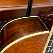 Load image into Gallery viewer, 1924 Gibson L-2 Archtop Natural
