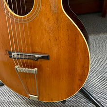 Load image into Gallery viewer, 1924 Gibson L-2 Archtop Natural
