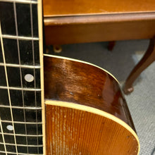 Load image into Gallery viewer, 1924 Gibson L-2 Archtop Natural
