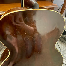 Load image into Gallery viewer, 1924 Gibson L-2 Archtop Natural
