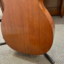 Load image into Gallery viewer, 1926 Martin 0-18 Parlor
