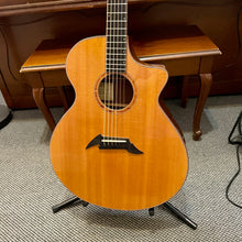 Load image into Gallery viewer, Used Breedlove Ed Gerhard Signature #110
