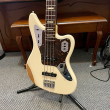 Load image into Gallery viewer, 2008 Fender Jaguar Bass MIJ
