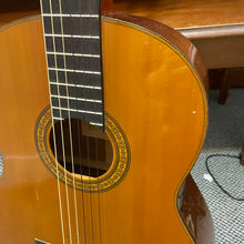 Load image into Gallery viewer, 1980's Yamaha G-235 Classical

