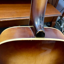 Load image into Gallery viewer, 1960's Silvertone Archtop Blonde
