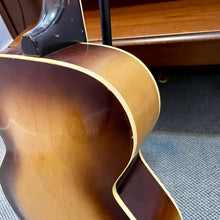 Load image into Gallery viewer, 1960's Silvertone Archtop Blonde

