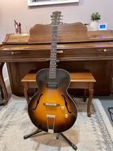 Load image into Gallery viewer, 1951 Gibson ES-125 Archtop
