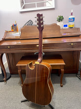 Load image into Gallery viewer, 1987 Fender F-265c  Florentine Acoustic
