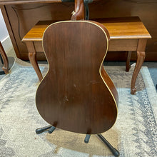 Load image into Gallery viewer, 1928 Gibson TG-0 Tenor

