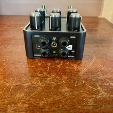 Load image into Gallery viewer, Like New! Universal Audio Starlight Echo Station Pedal
