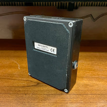 Load image into Gallery viewer, Carl Martin Boost Kick Pedal
