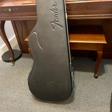 Load image into Gallery viewer, Used 1998-2003 2nd Gen Shaped P-Bass Case
