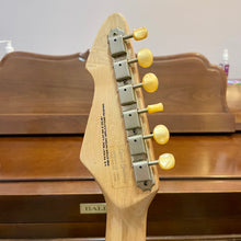 Load image into Gallery viewer, 1980&#39;s Peavey T-15 w/ Amp Case
