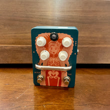 Load image into Gallery viewer, New! Orange Fur Coat Fuzz Pedal
