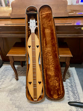 Load image into Gallery viewer, 1997 McSpadden Dulcimer FM125
