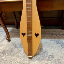 Load image into Gallery viewer, 1997 McSpadden Dulcimer FM125
