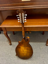 Load image into Gallery viewer, Used Eastman MD315 F Style Mando
