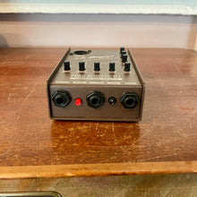 Load image into Gallery viewer, Used LR Baggs Para Acoustic DI
