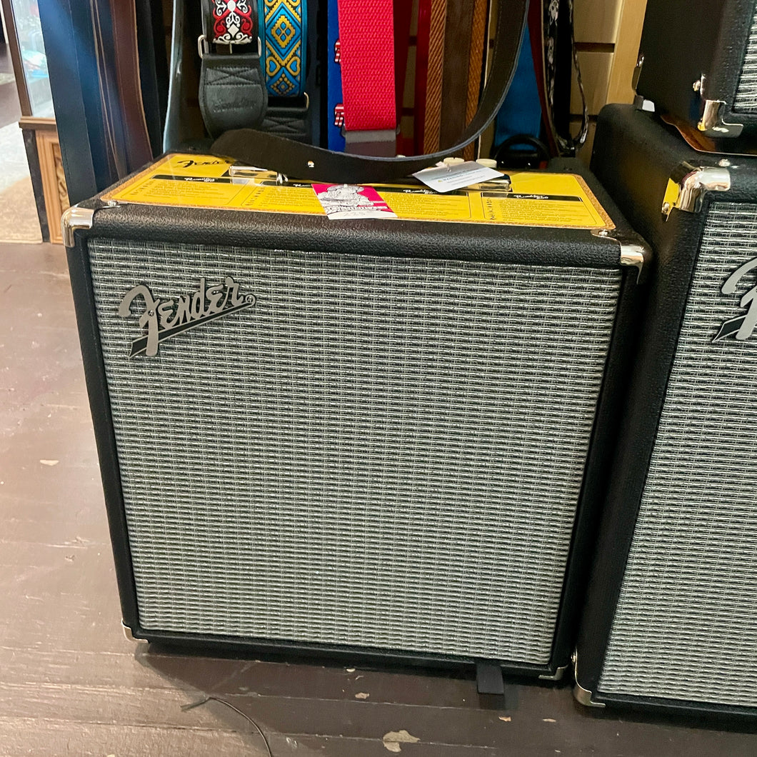 Mint!  Fender Rumble 40 Bass Amp
