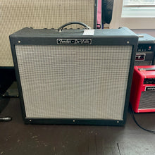 Load image into Gallery viewer, Used Fender Hot Rod Deville 212
