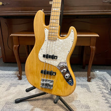 Load image into Gallery viewer, 1978 Fender Jazz Bass Modded - Natural
