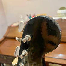 Load image into Gallery viewer, 1967 Hagstrom Viking I
