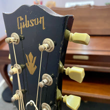 Load image into Gallery viewer, 1995 Gibson J-100 Jumbo
