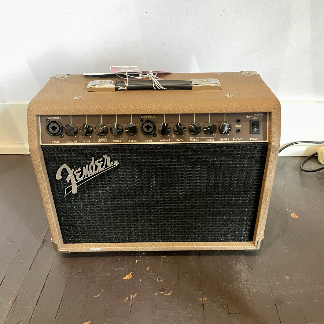 Fender Acoustasonic 40