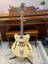 Load image into Gallery viewer, Eastwood Classic Tenor
