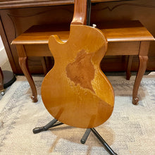 Load image into Gallery viewer, 1972 Gibson Les Paul Triumph Bass
