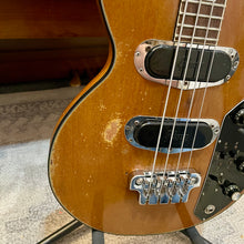 Load image into Gallery viewer, 1972 Gibson Les Paul Triumph Bass
