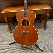 Load image into Gallery viewer, 1930's Gibson TG-0 Tenor
