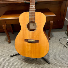 Load image into Gallery viewer, Used Breedlove Passport OM-FS
