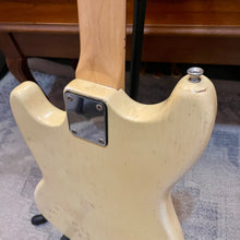 Load image into Gallery viewer, 1978 Fender Musicmaster Bass w/NOS neck    white
