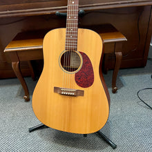 Load image into Gallery viewer, 1997 Martin D Mahogany Acoustic

